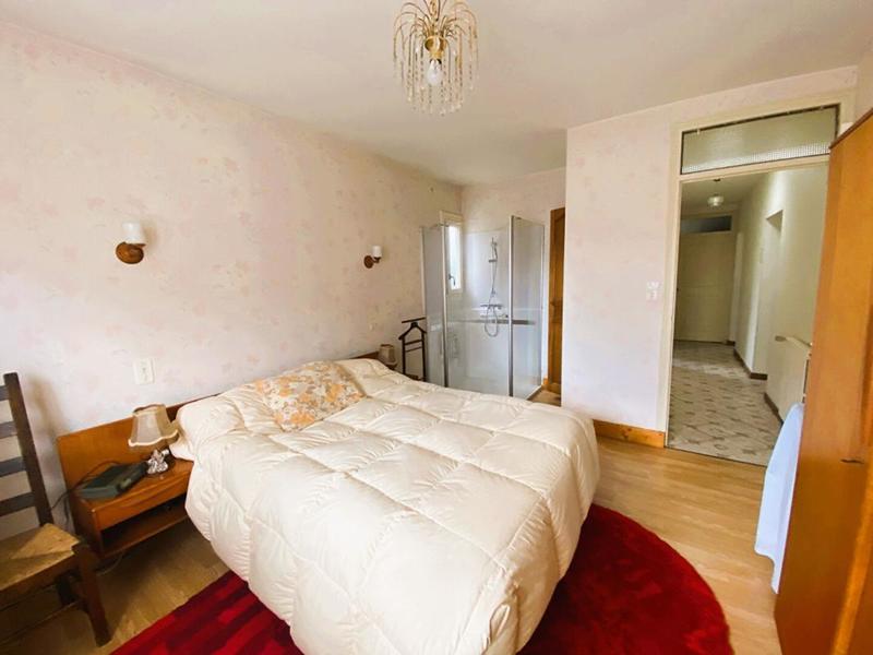 Maison - 223 m² - 6 pièces