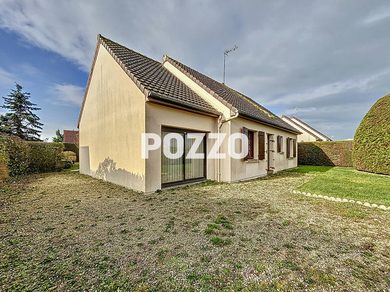 Maison - 93 m² - 5 pièces