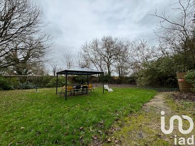 Maison - 550 m² - 14 pièces