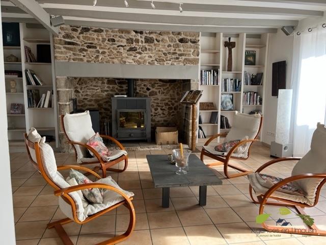 Propriété - 212 m² - 4 pièces