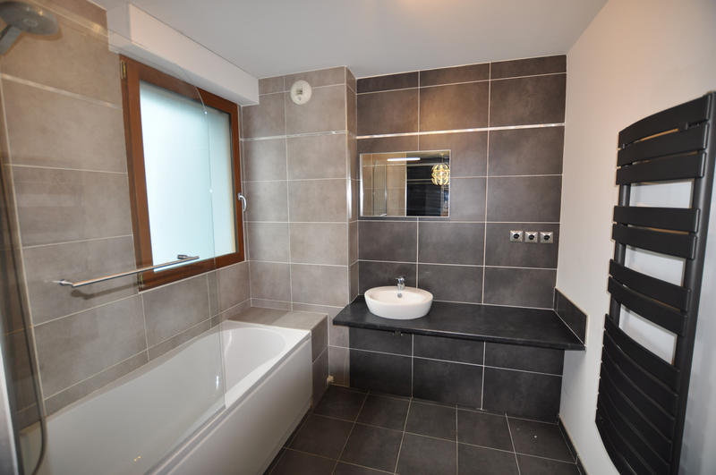 Appartement - 61 m² - 2 pièces