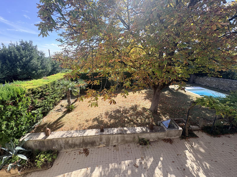 Maison - 320 m² - 8 pièces