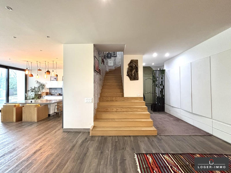 Maison contemporaine - 206 m² - 5 pièces