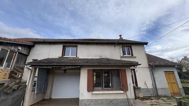 Maison - 166 m² - 8 pièces