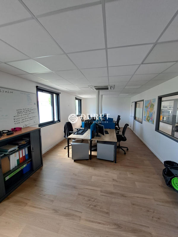 Bureau - 200 m²