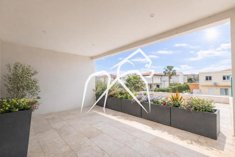 Maison ancienne - 194 m² - 5 pièces