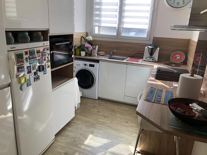 Appartement - 90 m² - 4 pièces