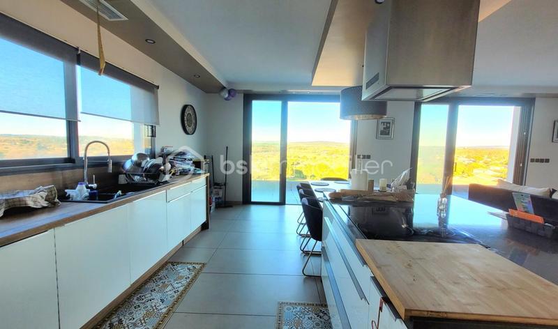 Villa - 310 m² - 10 pièces