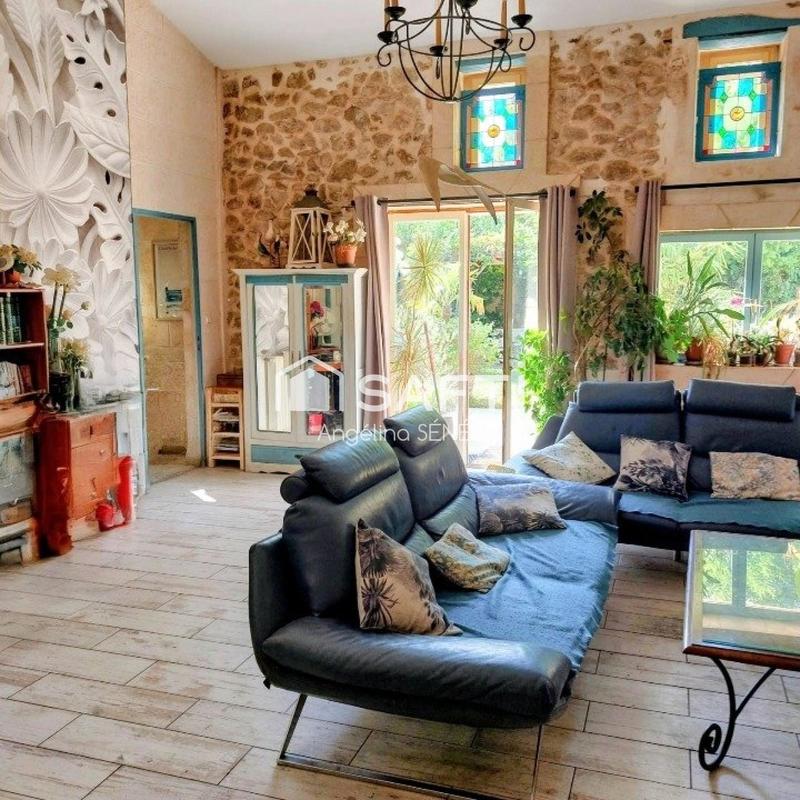 Maison - 195 m² - 7 pièces