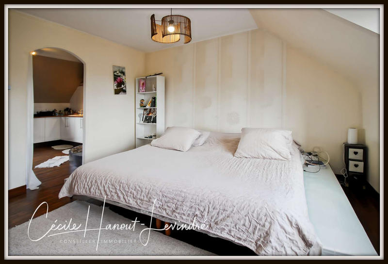 Maison - 430 m² - 18 pièces