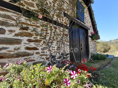 Maison - 151 m² - 6 pièces