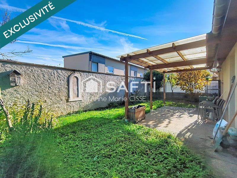 Maison - 90 m² - 4 pièces