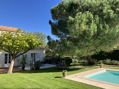 Maison d'architecte - 192 m² - 6 pièces