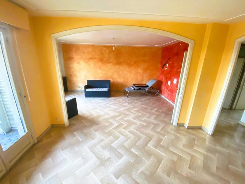 Appartement - 84 m² - 3 pièces