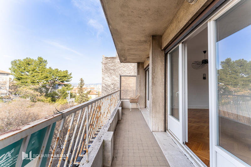 Appartement - 82 m² - 3 pièces