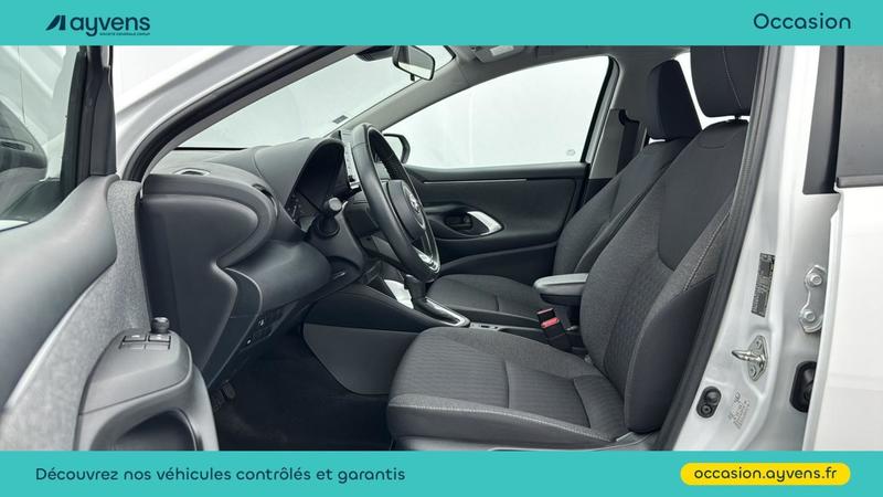 Toyota Yaris Hybrid 116h France Business 5p + Stage Academy