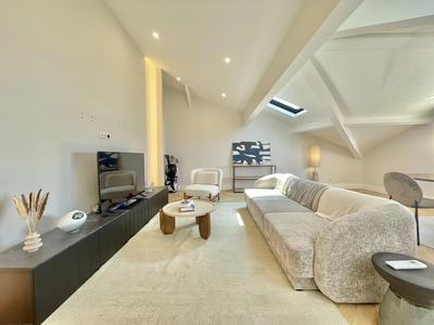 Appartement - 69 m² - 2 pièces