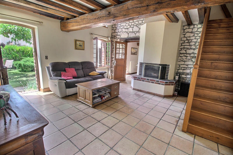 Demeure - 201 m² - 9 pièces