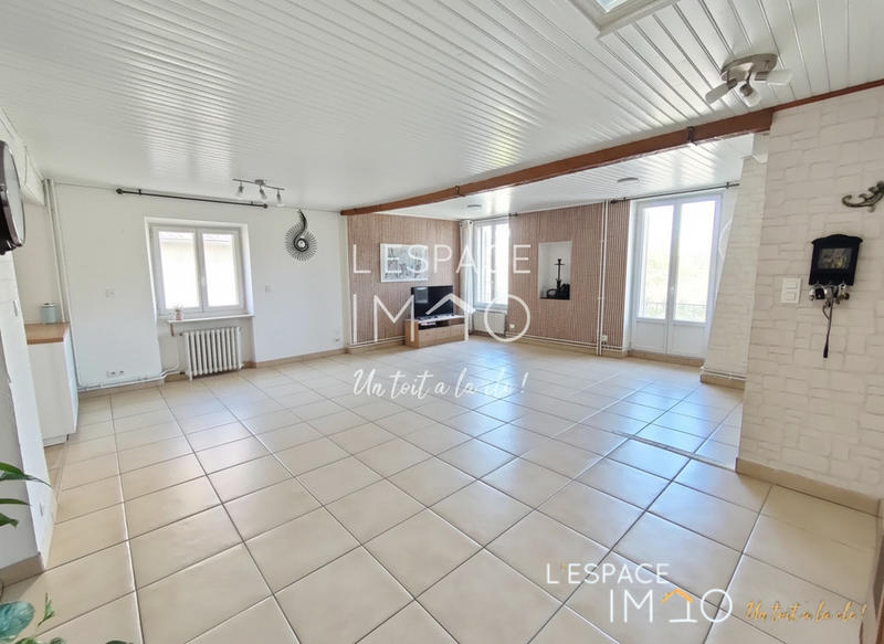 Appartement - 125 m² - 5 pièces