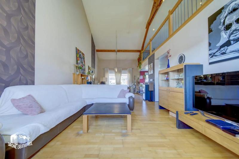 Maison - 164 m² - 6 pièces