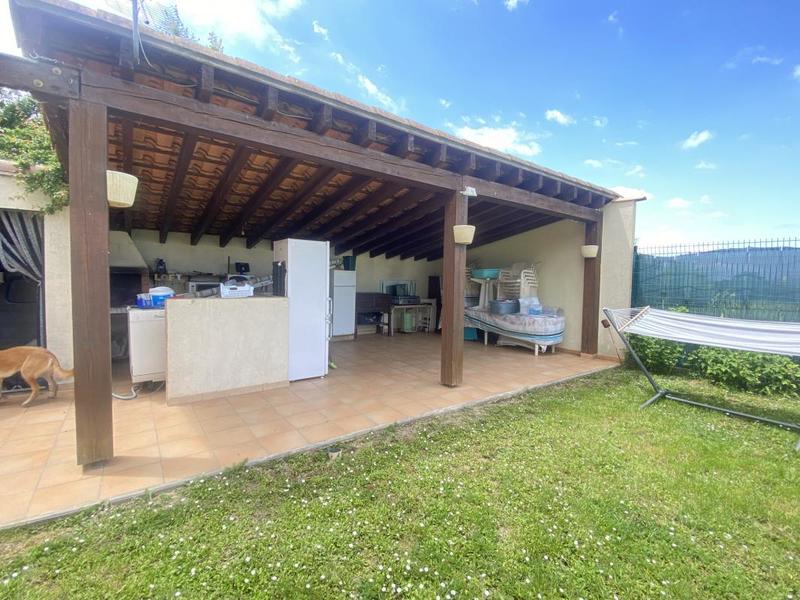 Villa - 174 m² - 8 pièces
