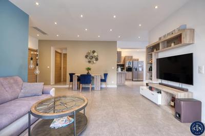 Maison - 101 m² - 4 pièces