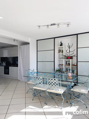 Appartement - 93 m² - 4 pièces