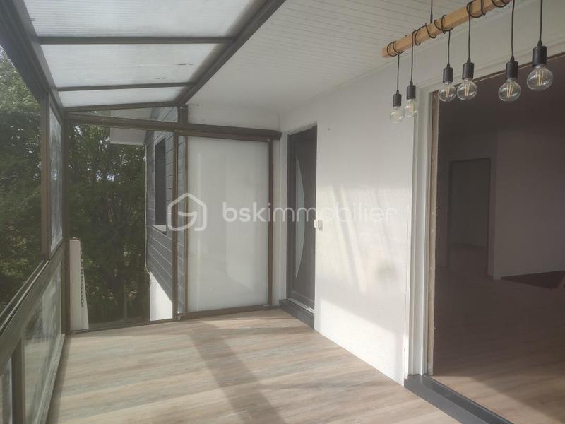 Maison traditionnelle - 142 m² - 7 pièces