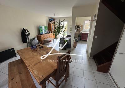 Maison - 88 m² - 5 pièces