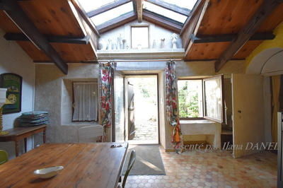 Maison - 177 m² - 8 pièces