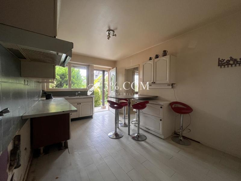 Maison - 96 m² - 4 pièces