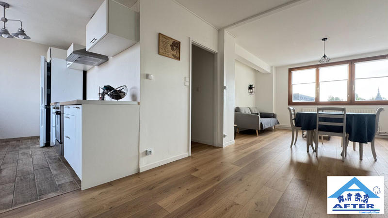 Appartement - 111 m² - 5 pièces