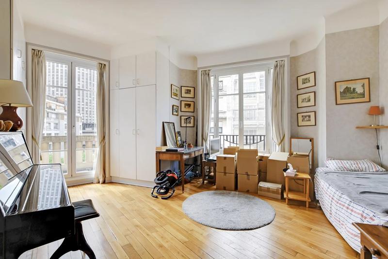 Appartement - 250 m² - 8 pièces