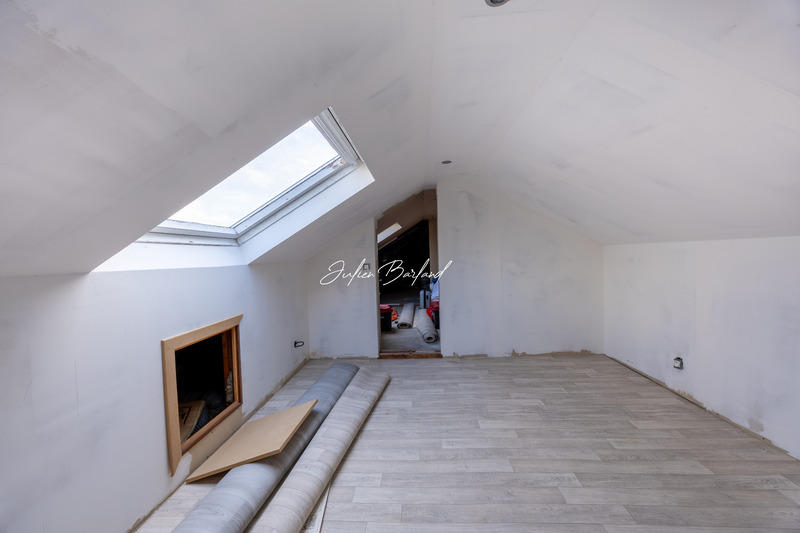 Appartement - 94 m² - 3 pièces