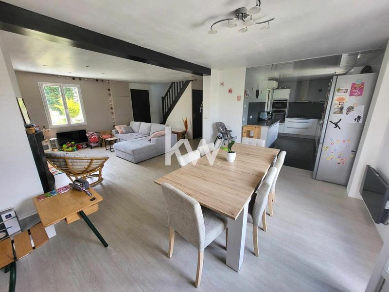 Maison - 108 m² - 6 pièces