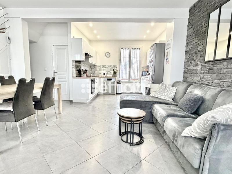 Pavillon - 80 m² - 4 pièces