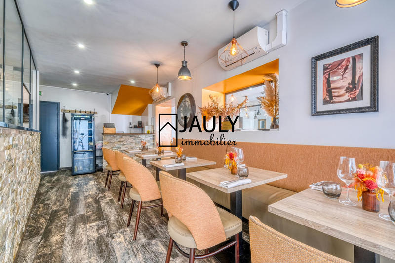 Fonds de commerce - 110 m²