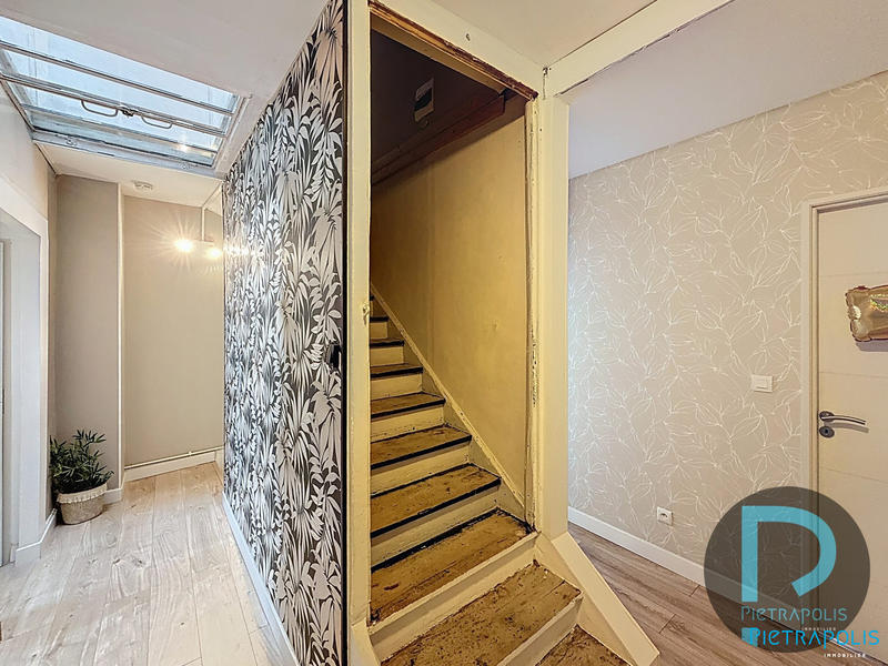 Maison ancienne - 140 m² - 6 pièces