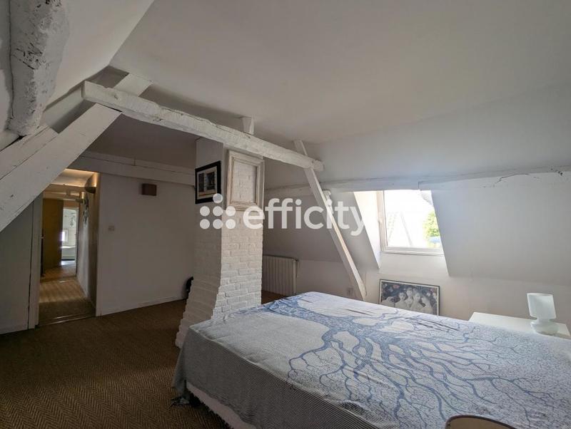 Maison - 186 m² - 7 pièces