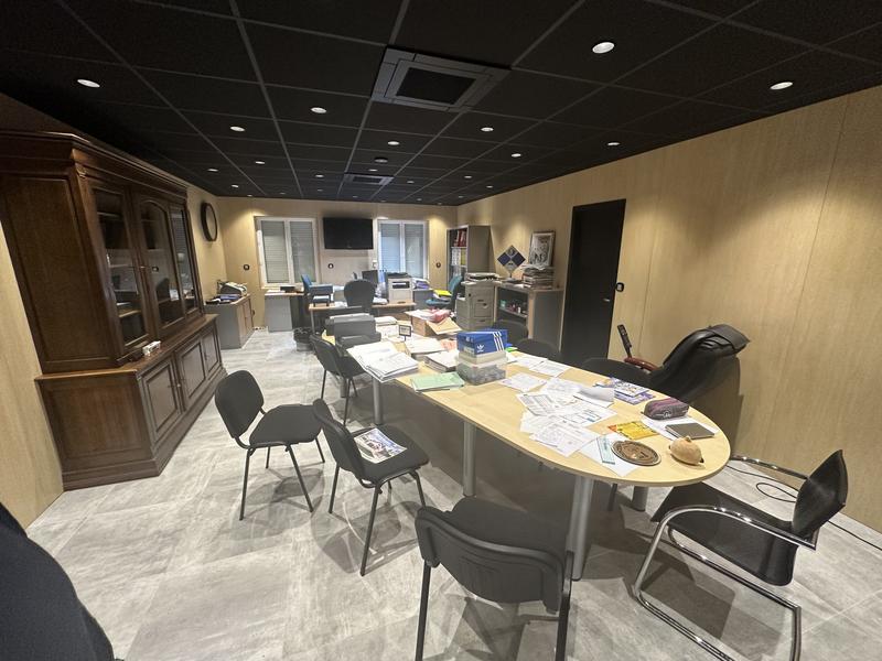 Maison - 450 m² - 15 pièces