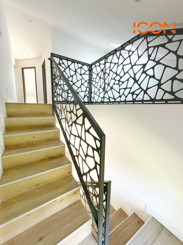 Maison contemporaine - 152 m² - 6 pièces