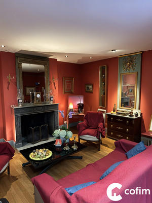 Maison - 230 m² - 6 pièces