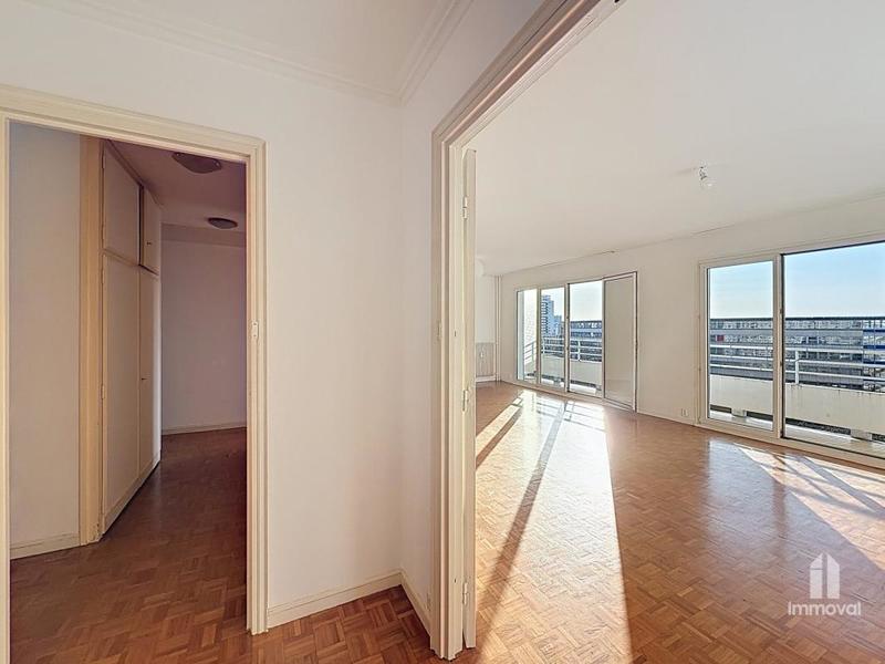 Appartement - 93 m² - 4 pièces