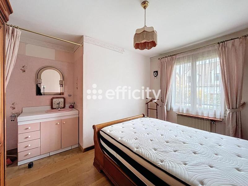 Maison - 85 m² - 5 pièces