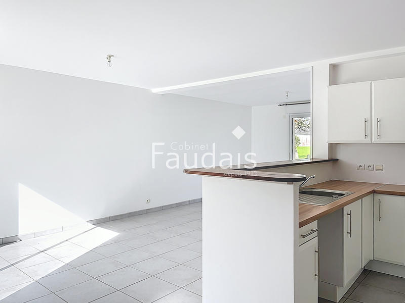 Maison - 99 m² - 5 pièces