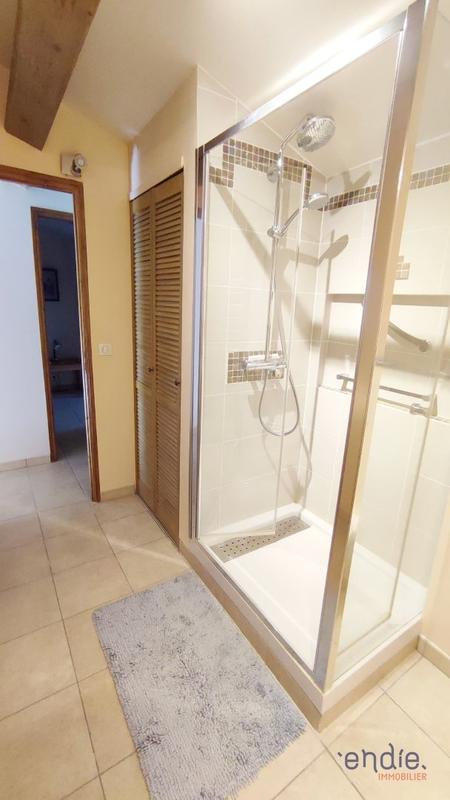 Maison - 228 m² - 6 pièces