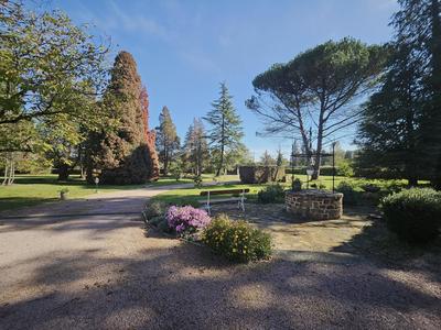 Maison ancienne - 285 m² - 8 pièces
