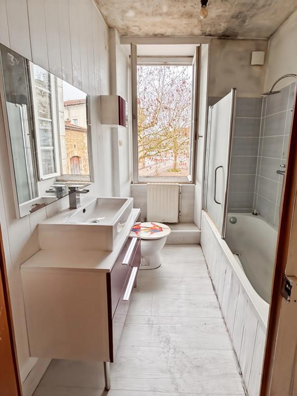 Maison - 189 m² - 8 pièces