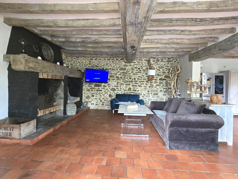 Maison ancienne - 191 m² - 7 pièces