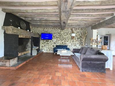Maison ancienne - 191 m² - 7 pièces